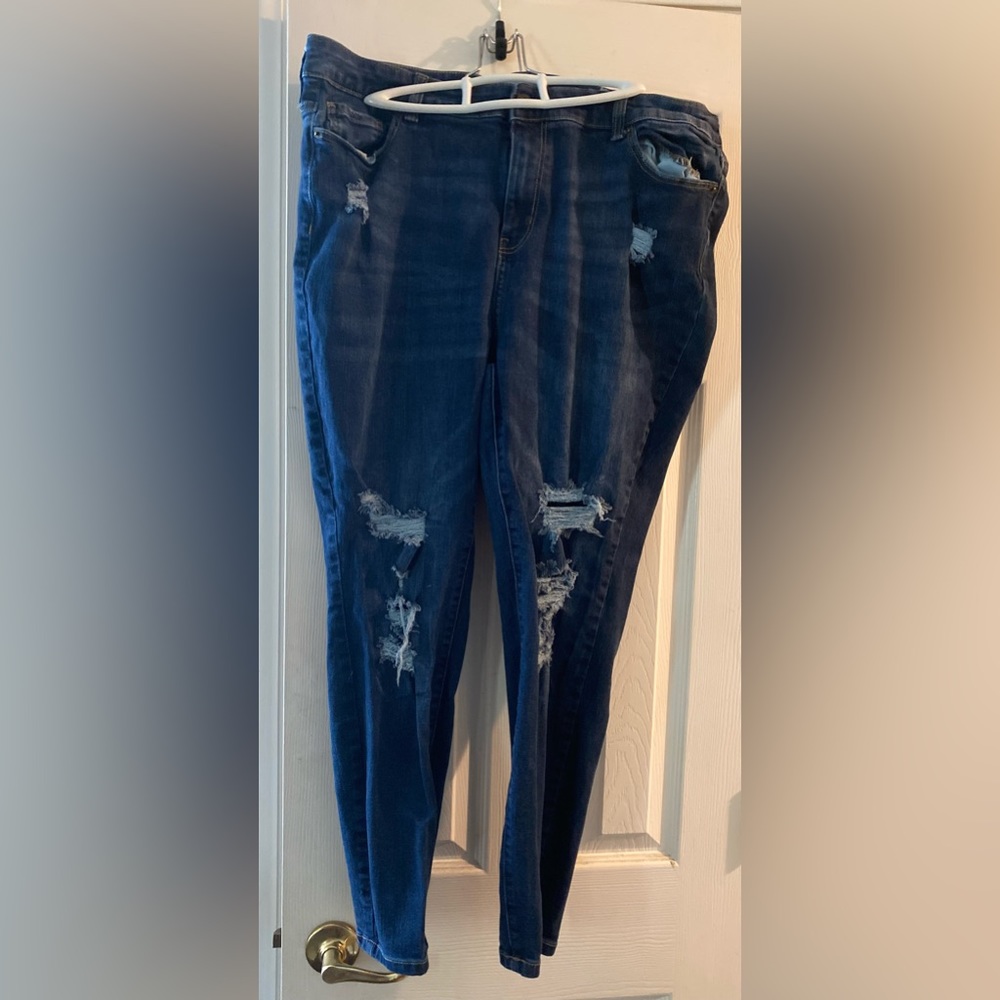 True Craft Women’s Distressed Jeans